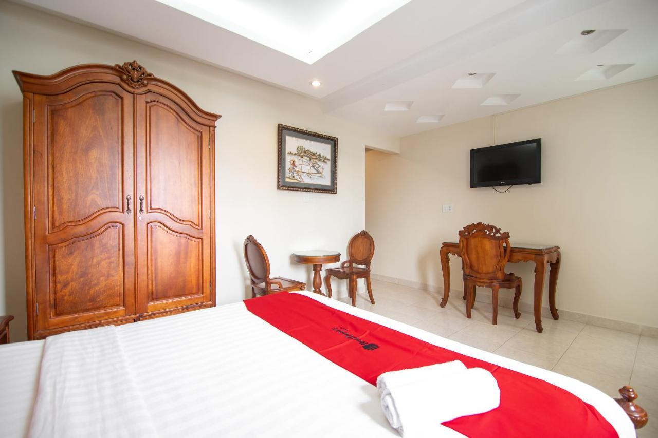 Golden View Saigon Hotel Хошимин Экстерьер фото