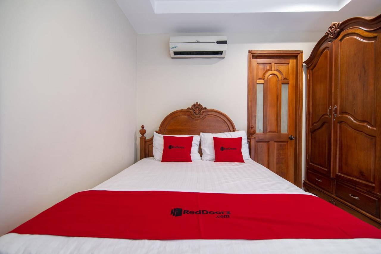 Golden View Saigon Hotel Хошимин Экстерьер фото