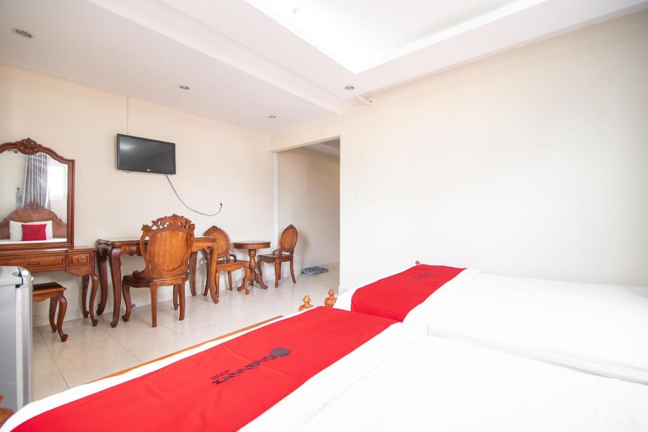 Golden View Saigon Hotel Хошимин Экстерьер фото